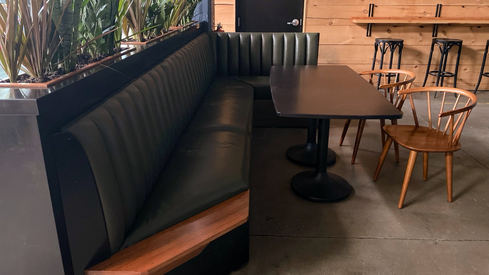 Banquette with a custom six-person table